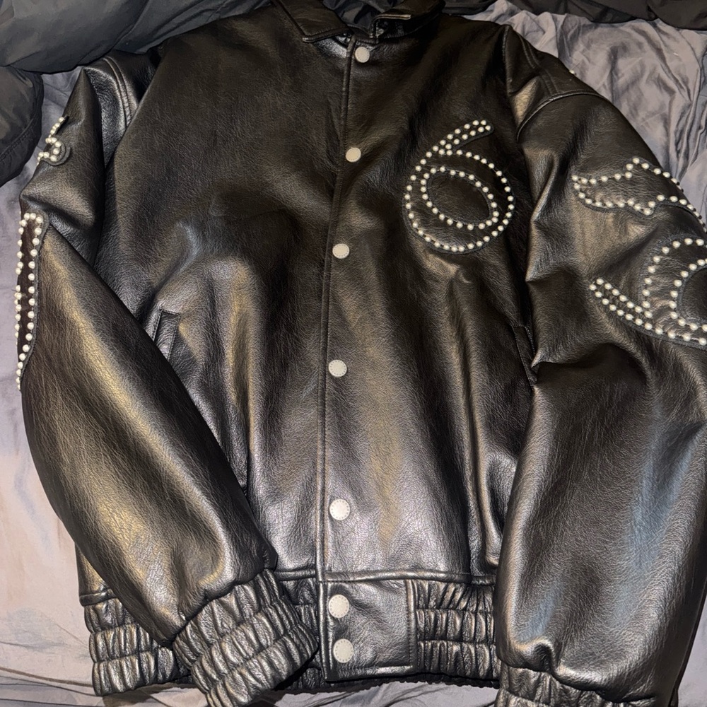 Leather bomber jacket men’s